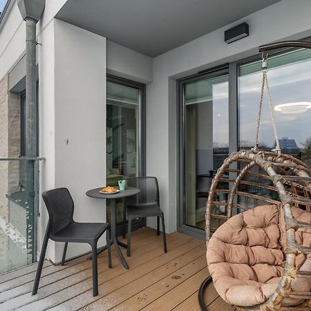 Luxurious Apartment Nadmorskie Tarasy Kolobrzeg By Renters Prestige Екстериор снимка