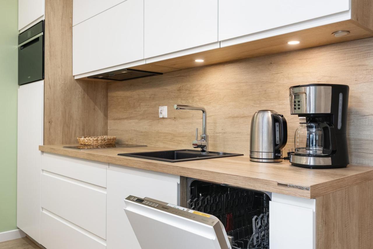 Luxurious Apartment Nadmorskie Tarasy Kolobrzeg By Renters Prestige Екстериор снимка